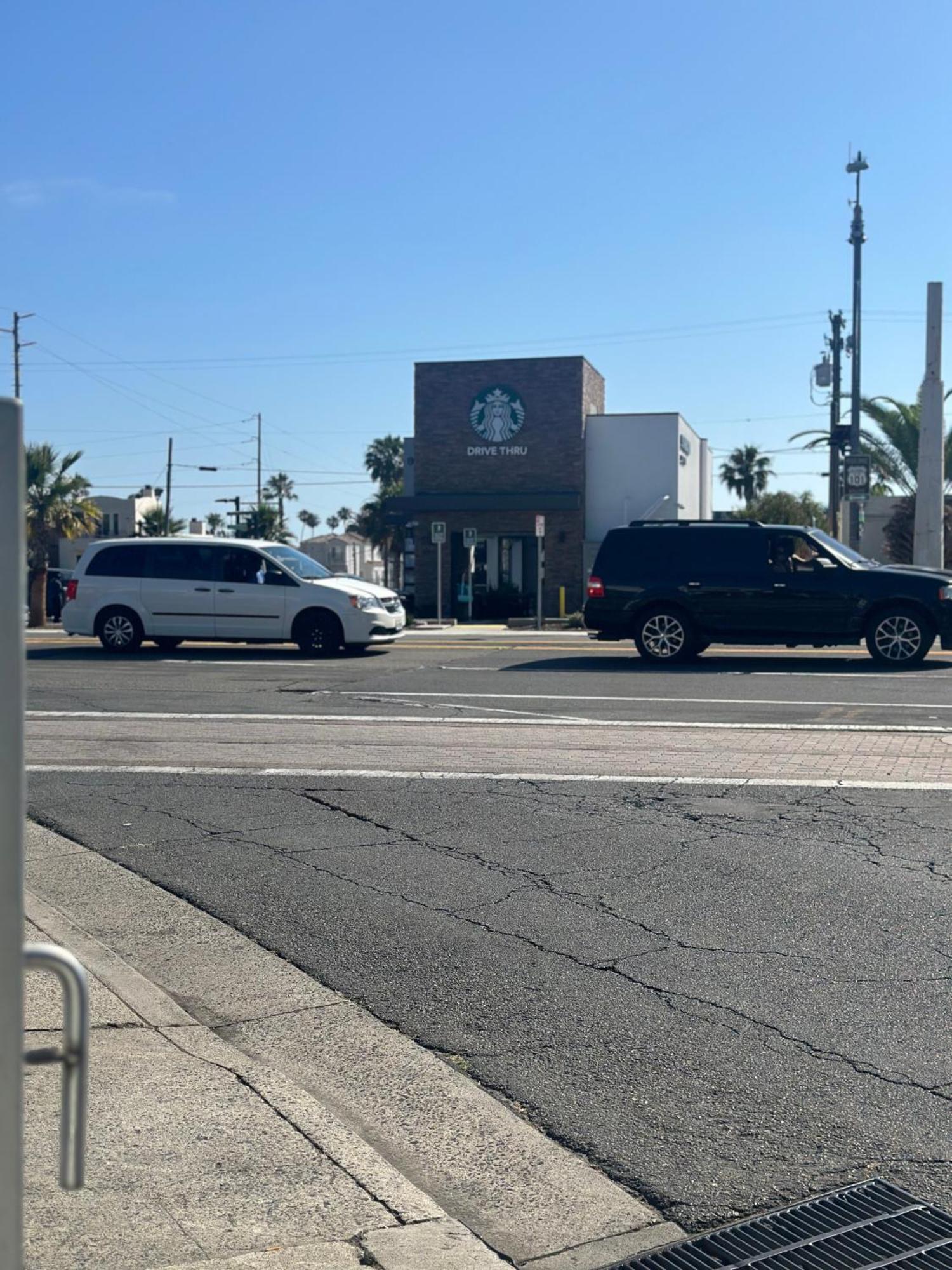 ホテル Super 8 By Wyndham Oceanside Downtown エクステリア 写真